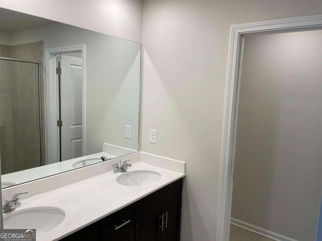 1643 Villageside Court, Lawrenceville, GA 30043