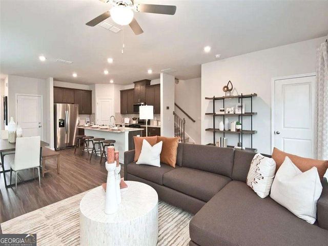 1643 Villageside Court, Lawrenceville, GA 30043