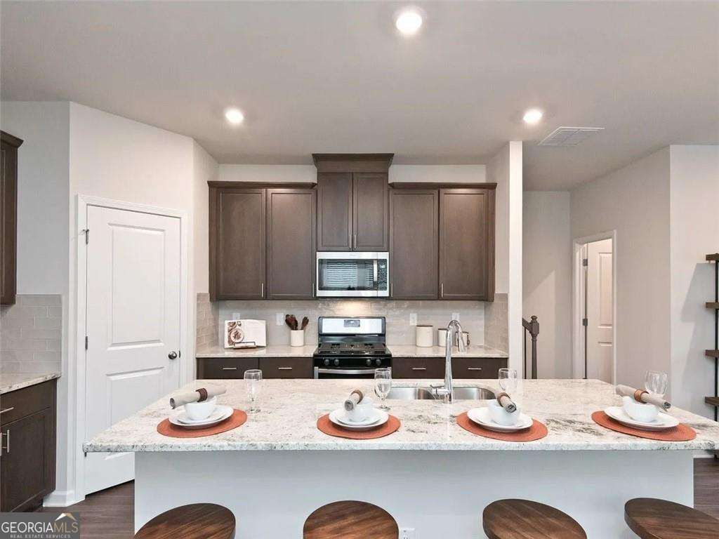 1643 Villageside Court, Lawrenceville, GA 30043