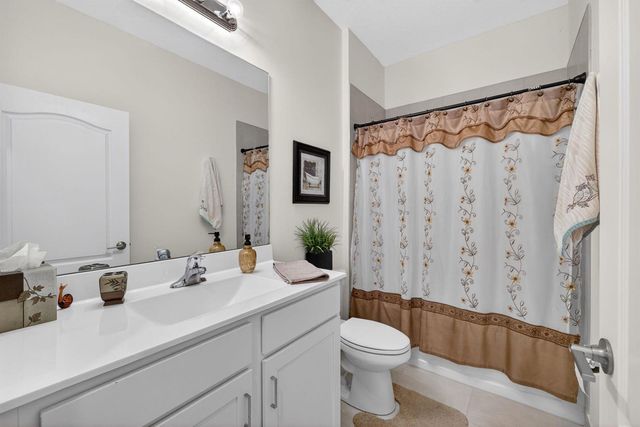 7697 NW Greenbank Circle, Port St. Lucie, FL 34987