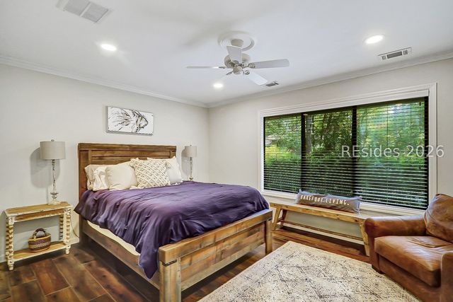52 Otter Rd, Hilton Head Island, SC 29928