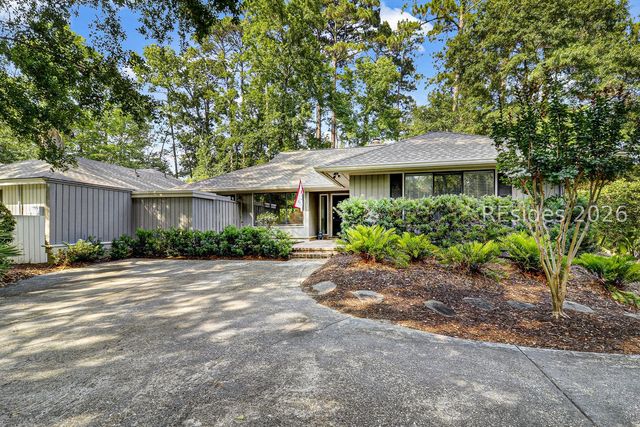 52 Otter Rd, Hilton Head Island, SC 29928
