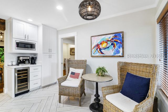 52 Otter Rd, Hilton Head Island, SC 29928