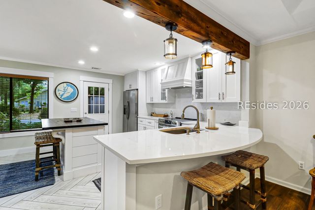 52 Otter Rd, Hilton Head Island, SC 29928