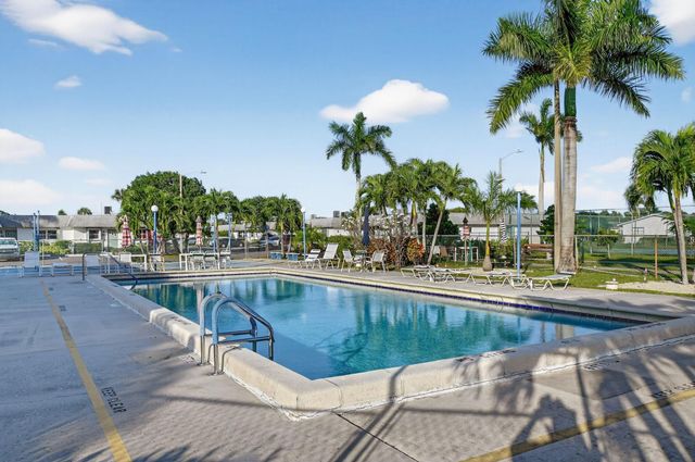 2638 Gately Drive E 90, West Palm Beach, FL 33415