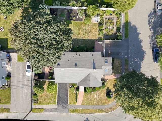 1 Will Sawyer St, Peabody, MA 01960