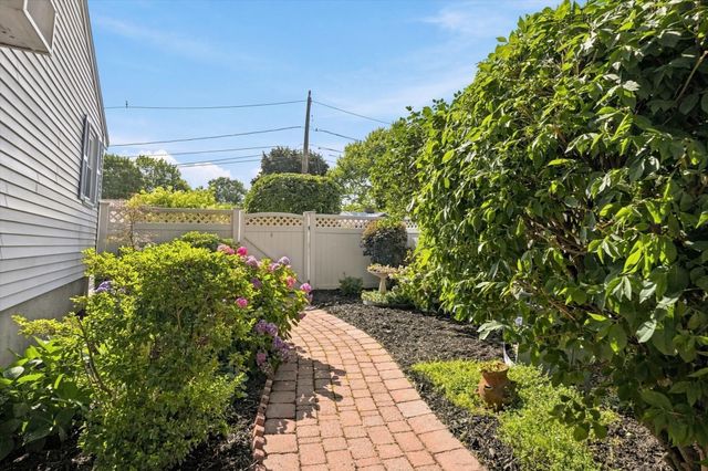 1 Will Sawyer St, Peabody, MA 01960