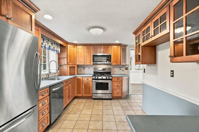 1 Will Sawyer St, Peabody, MA 01960
