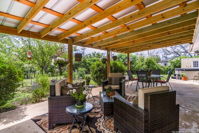 103 AMBER DR, Comfort, TX 78013