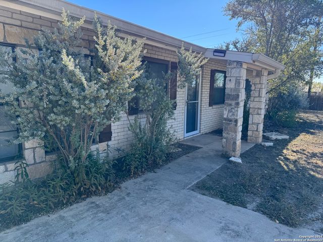 103 AMBER DR, Comfort, TX 78013
