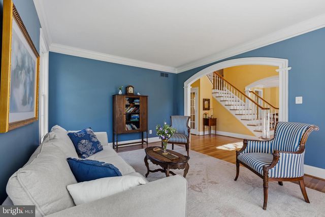 19 W BRANCH LN, West Chester, PA 19382