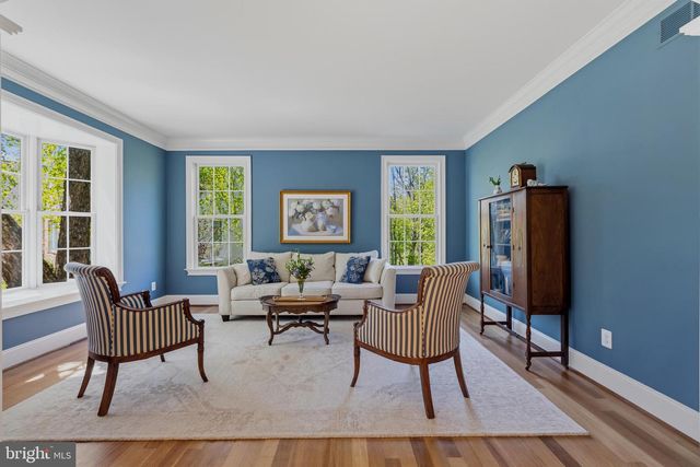 19 W BRANCH LN, West Chester, PA 19382