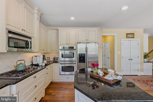 19 W BRANCH LN, West Chester, PA 19382