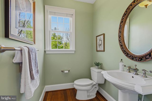19 W BRANCH LN, West Chester, PA 19382
