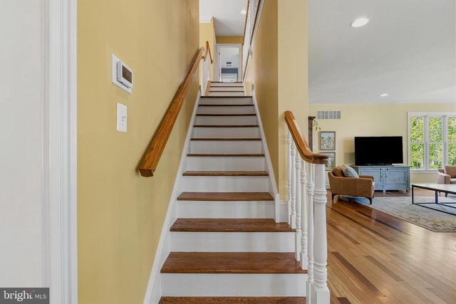 19 W BRANCH LN, West Chester, PA 19382