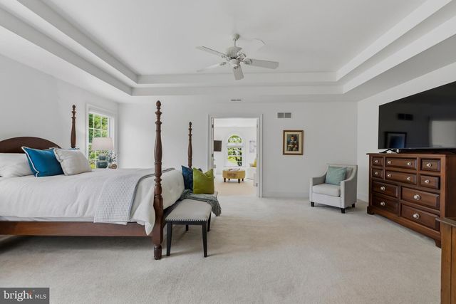 19 W BRANCH LN, West Chester, PA 19382
