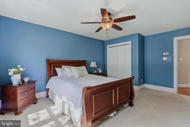19 W BRANCH LN, West Chester, PA 19382
