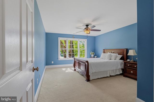 19 W BRANCH LN, West Chester, PA 19382