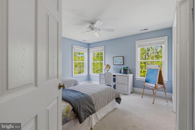 19 W BRANCH LN, West Chester, PA 19382