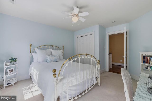 19 W BRANCH LN, West Chester, PA 19382