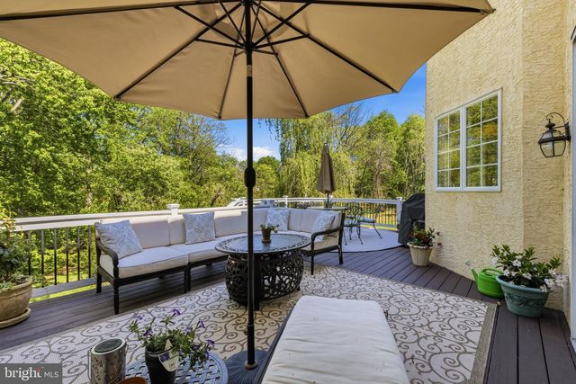 19 W BRANCH LN, West Chester, PA 19382