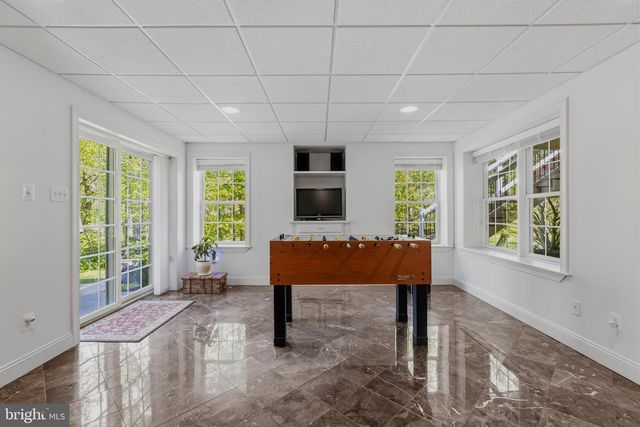 19 W BRANCH LN, West Chester, PA 19382