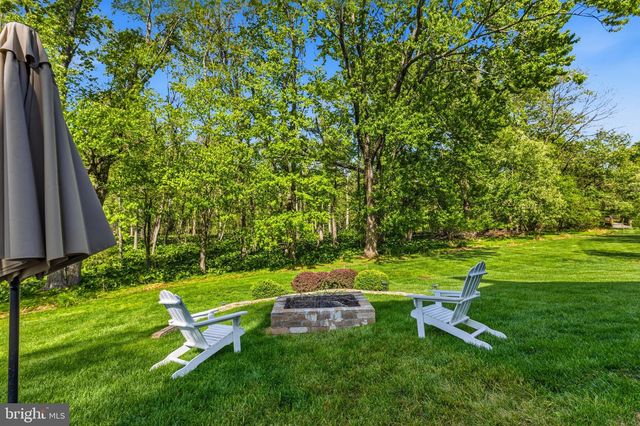 19 W BRANCH LN, West Chester, PA 19382