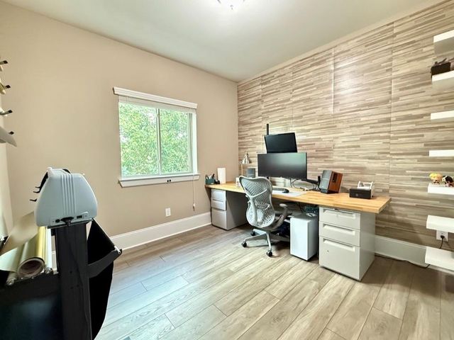8809 Ashbloom Lane, Houston, TX 77080