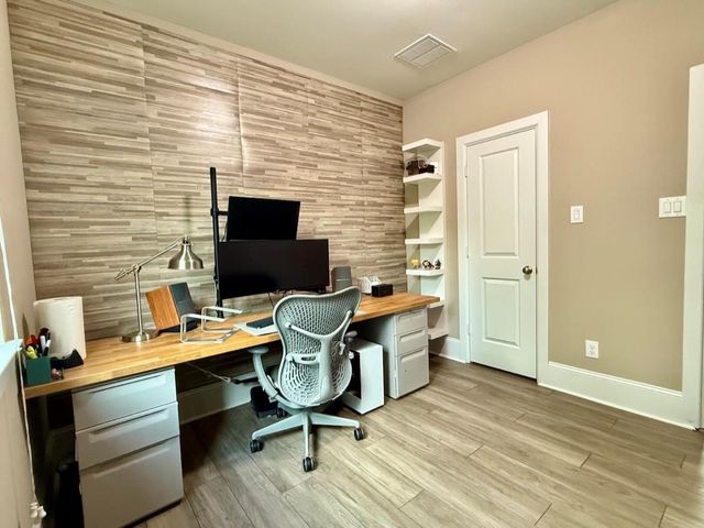 8809 Ashbloom Lane, Houston, TX 77080