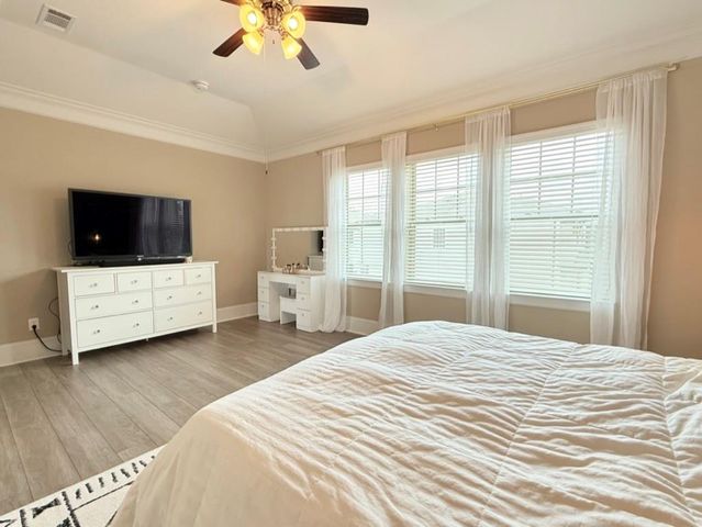 8809 Ashbloom Lane, Houston, TX 77080