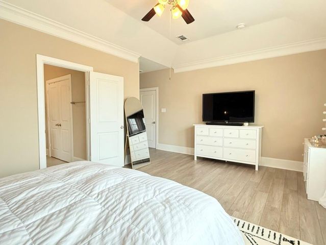 8809 Ashbloom Lane, Houston, TX 77080