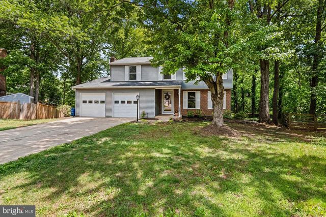 12528 CLIFF EDGE DR, Herndon, VA 20170