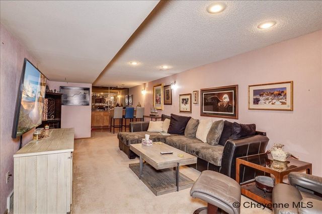 5419 HYNDS BLVD, Cheyenne, WY 82009