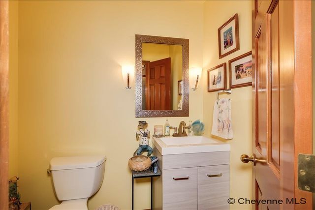5419 HYNDS BLVD, Cheyenne, WY 82009
