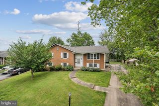 11621 REGENCY DR, Potomac, MD 20854