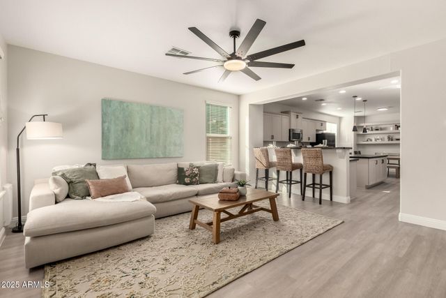 3955 E MESQUITE Street, Gilbert, AZ 85296