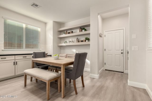 3955 E MESQUITE Street, Gilbert, AZ 85296