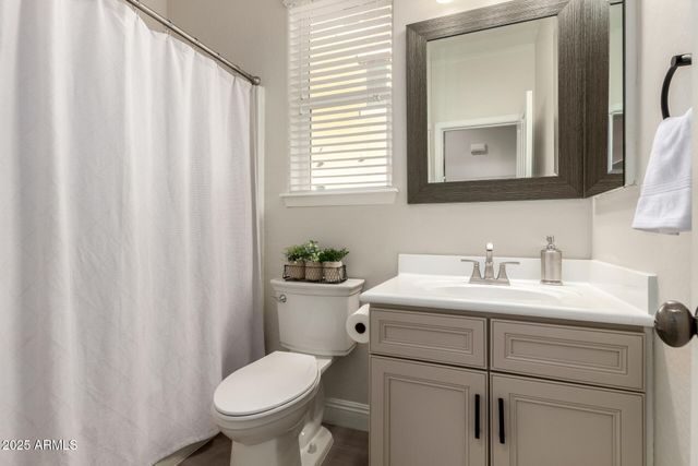 3955 E MESQUITE Street, Gilbert, AZ 85296