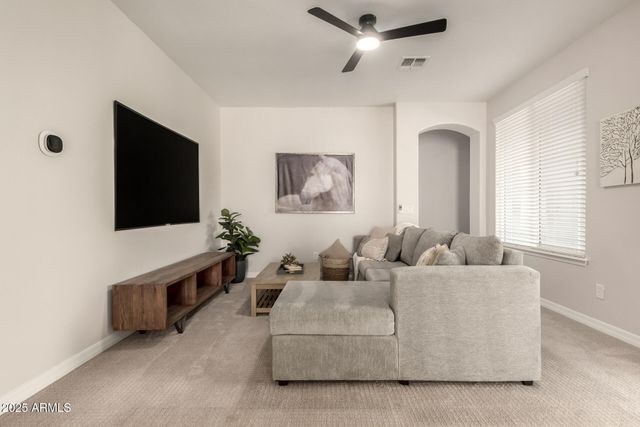 3955 E MESQUITE Street, Gilbert, AZ 85296