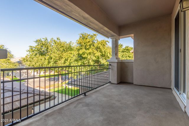 3955 E MESQUITE Street, Gilbert, AZ 85296