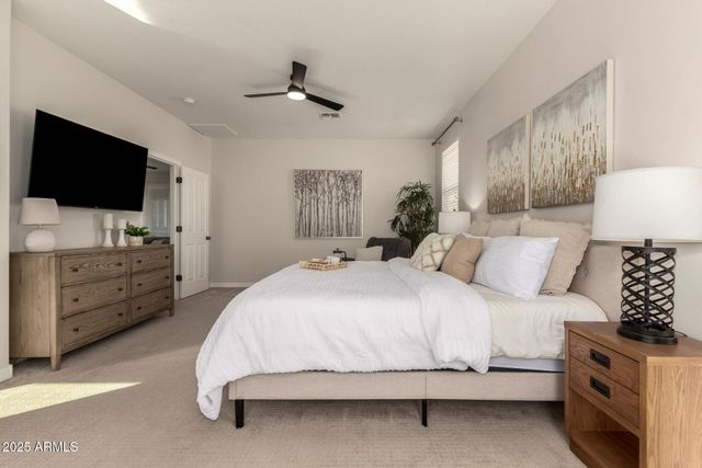 3955 E MESQUITE Street, Gilbert, AZ 85296