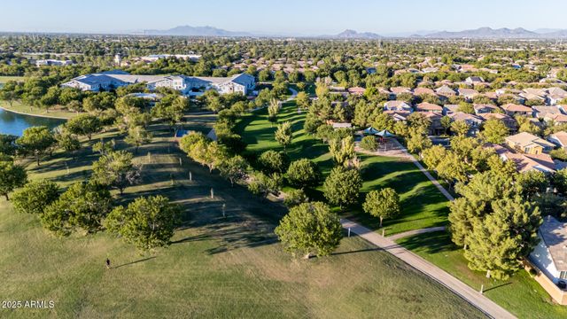 3955 E MESQUITE Street, Gilbert, AZ 85296