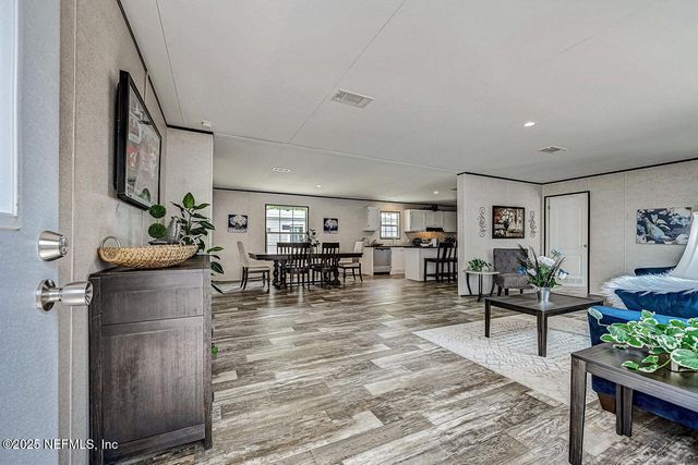 111 EAST Street, Palatka, FL 32177