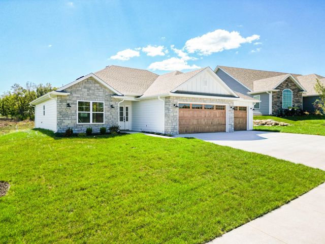 1977 N BOOKER DR, Columbia, MO 65202