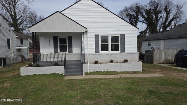 1809 Allen Ave, Knoxville, TN 37920