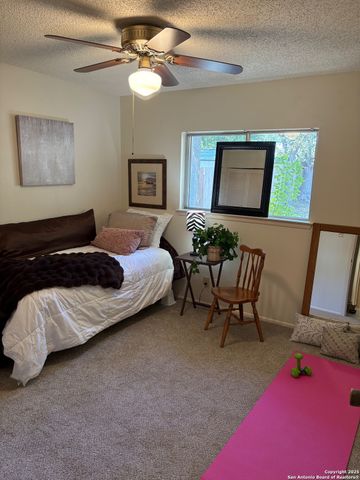 8811 Thatch, San Antonio, TX 78240