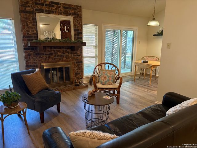 8811 Thatch, San Antonio, TX 78240