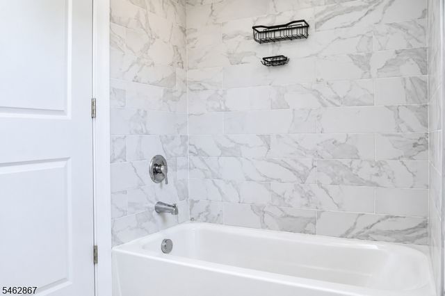 83 Stuyvesant Ave, Newark City, NJ 07106