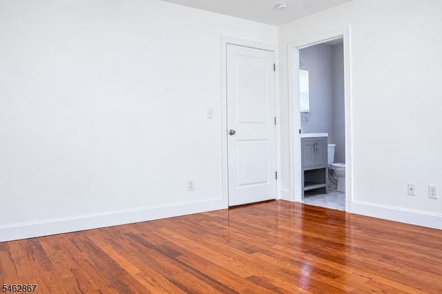 83 Stuyvesant Ave, Newark City, NJ 07106