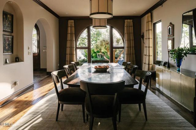 2330 Crystal Lane, Pasadena, CA 91107